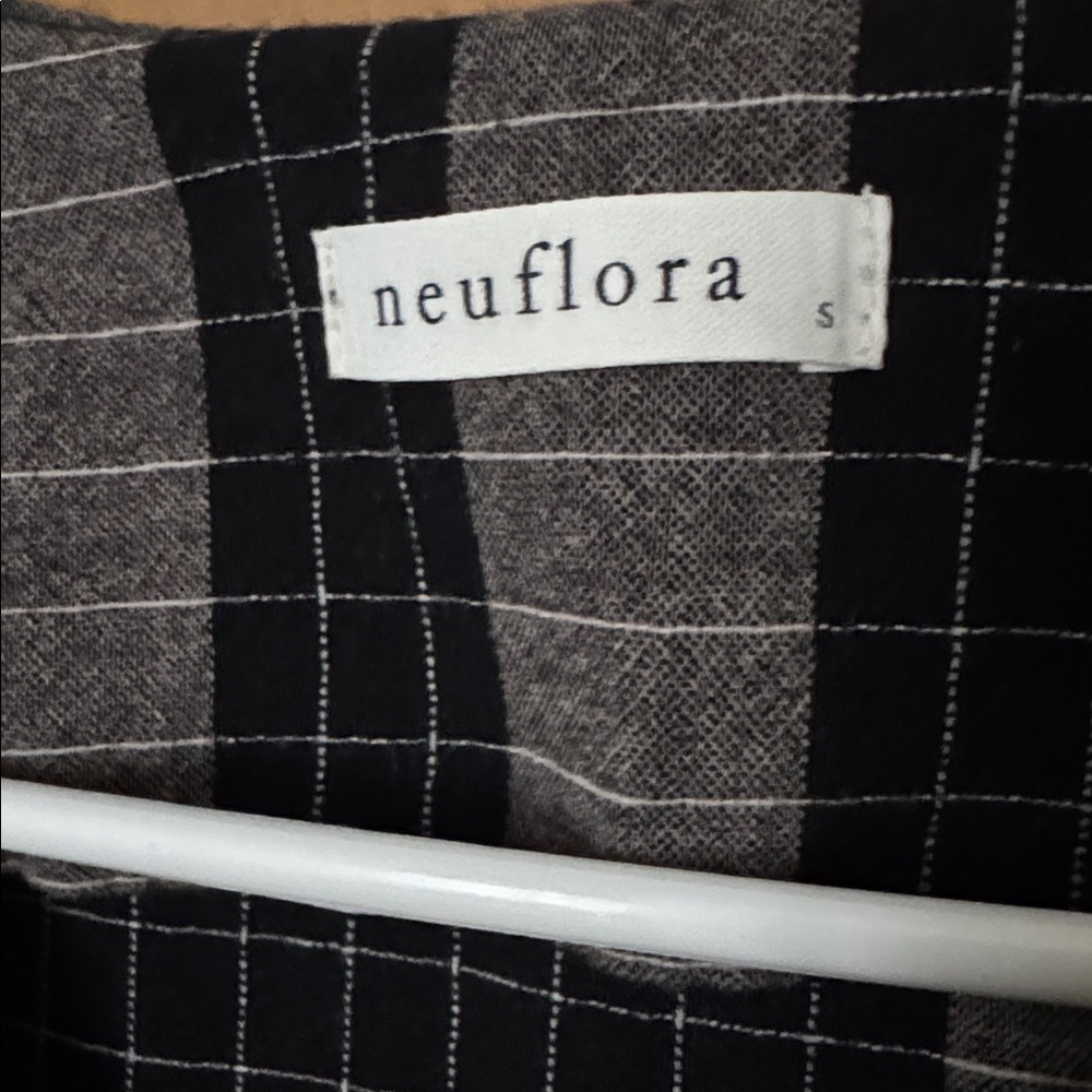 Neuflora Elegant Checkered Midi Dress - Picture 2 of 3